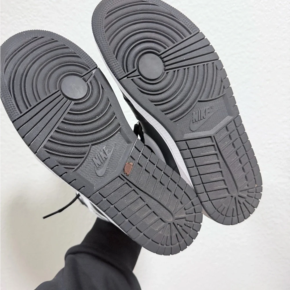 Jordan retro 1 high black and white - Picture 9 of 9